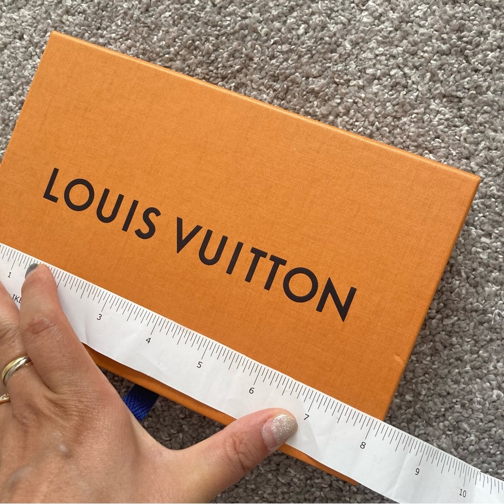 LV gift box Louis Vuitton small gift box - Picture 6 of 9